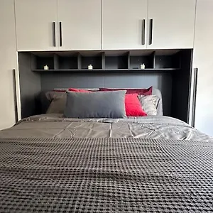  Appartamento Cozy With Terrace Italia